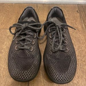 allbirds Women’s Tree Runners, Black, Size 9